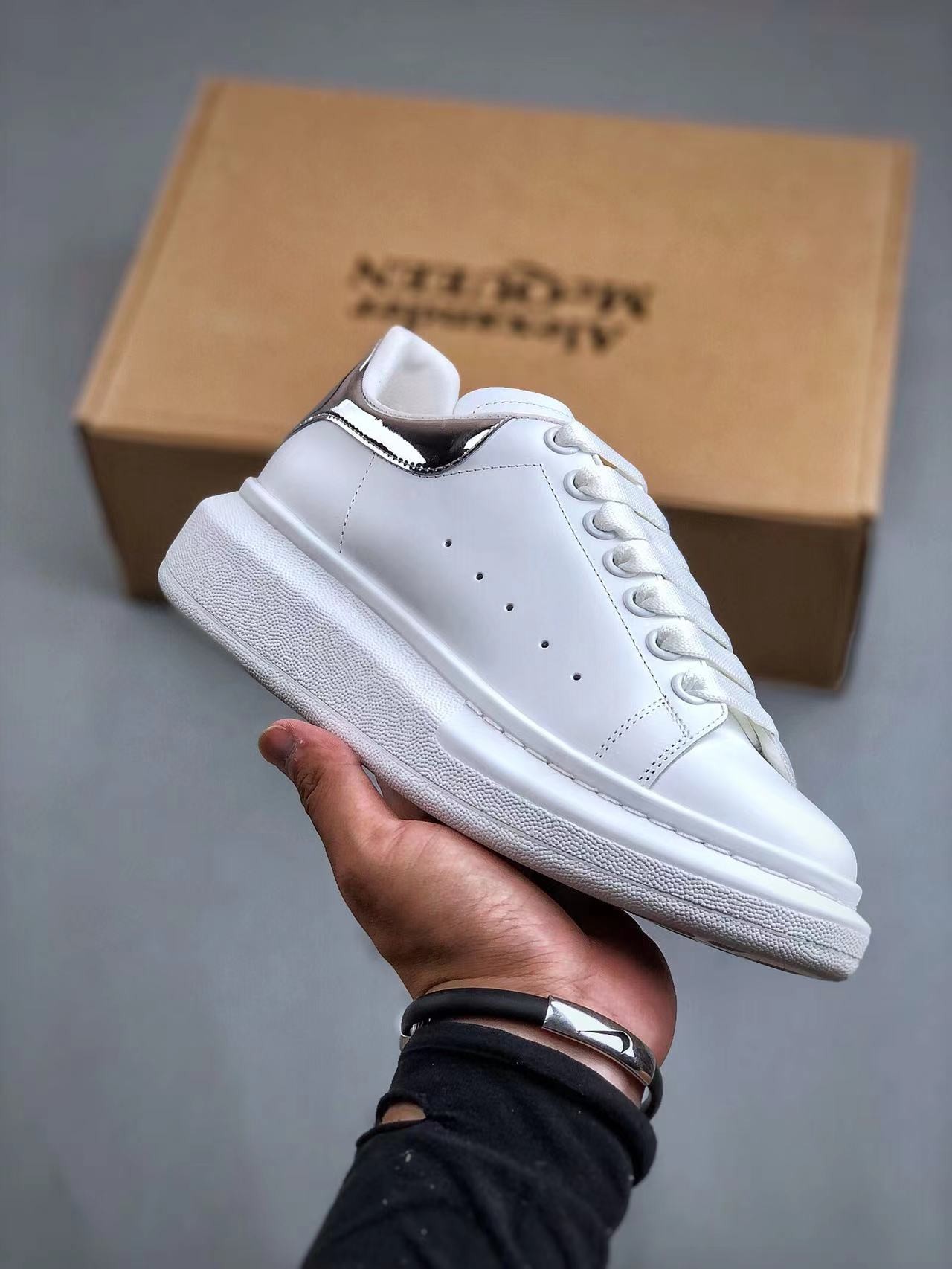 TikTok Live Link #42 Alexander McQueen Leather Sneakers Unisex